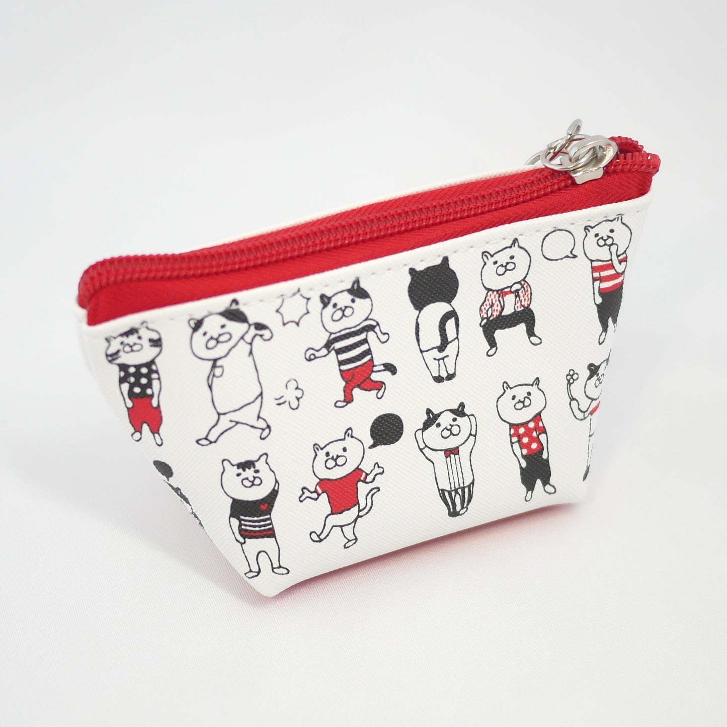 A Friendly Cat Mini Pouch